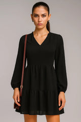 Robe originale en mousseline à manches longues et col en V