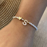 Bracelet en perles de coquillage blanc pour femmes, 26 lettres, en métal, Design d'amour, bijoux