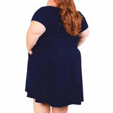 Chic Plus-Size Black Skater Dress Outfit Ideas-4