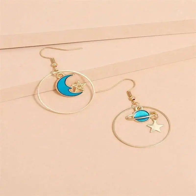 LOVEMI - Lovemi - Fashion Planet Asymmetrical Earrings